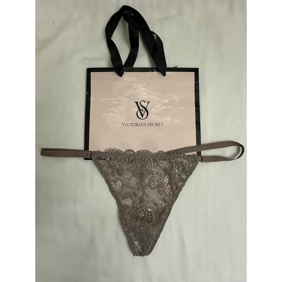 NWT Victoria’s Secret Vintage V-String Thong Panty Taupe with Silver Shimmer O/S - Picture 1 of 3